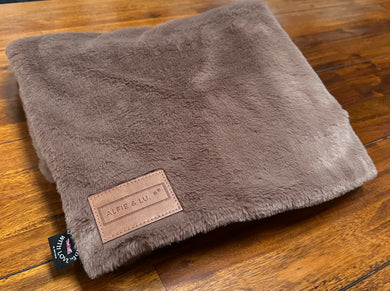 *NEW* Luxury Faux Fur Dog Blanket - Mocha