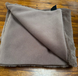 *NEW* Luxury Faux Fur Dog Blanket - Mocha